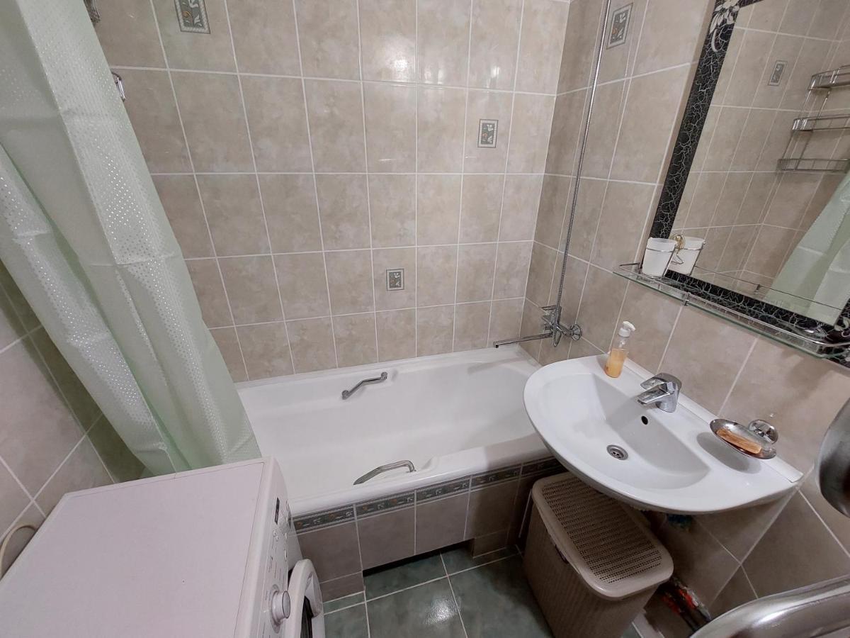 2К Апартаменты Ул.Ревуцкого 19/1 Киев Екстериор снимка